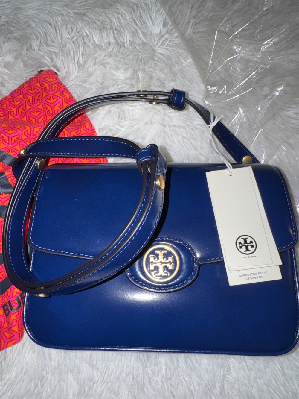 Tory Burch Navy Patent Leather Crossbody with Gold Logo - Picture 2 of 2